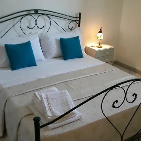 With One Bedroom In Lecce, With Wifi - 10 Km From The Apartment *
