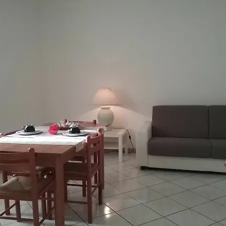 With One Bedroom In Lecce, With Wifi - 10 Km From The *